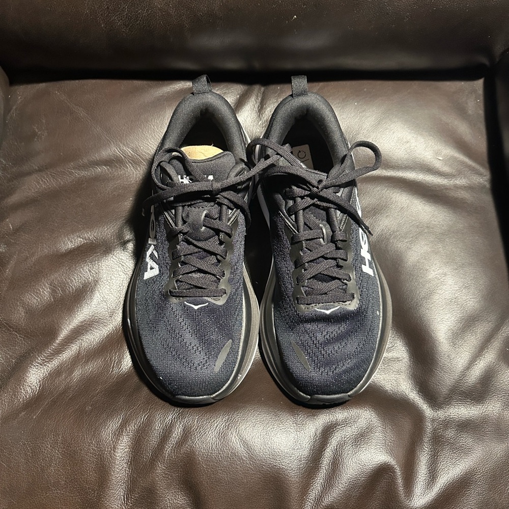 Hoka Bondi 8 sneakers